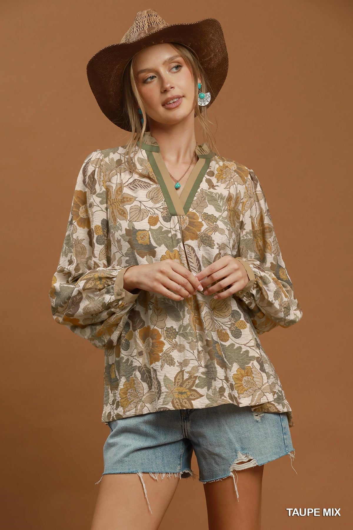 Floral Contrast Top D1370