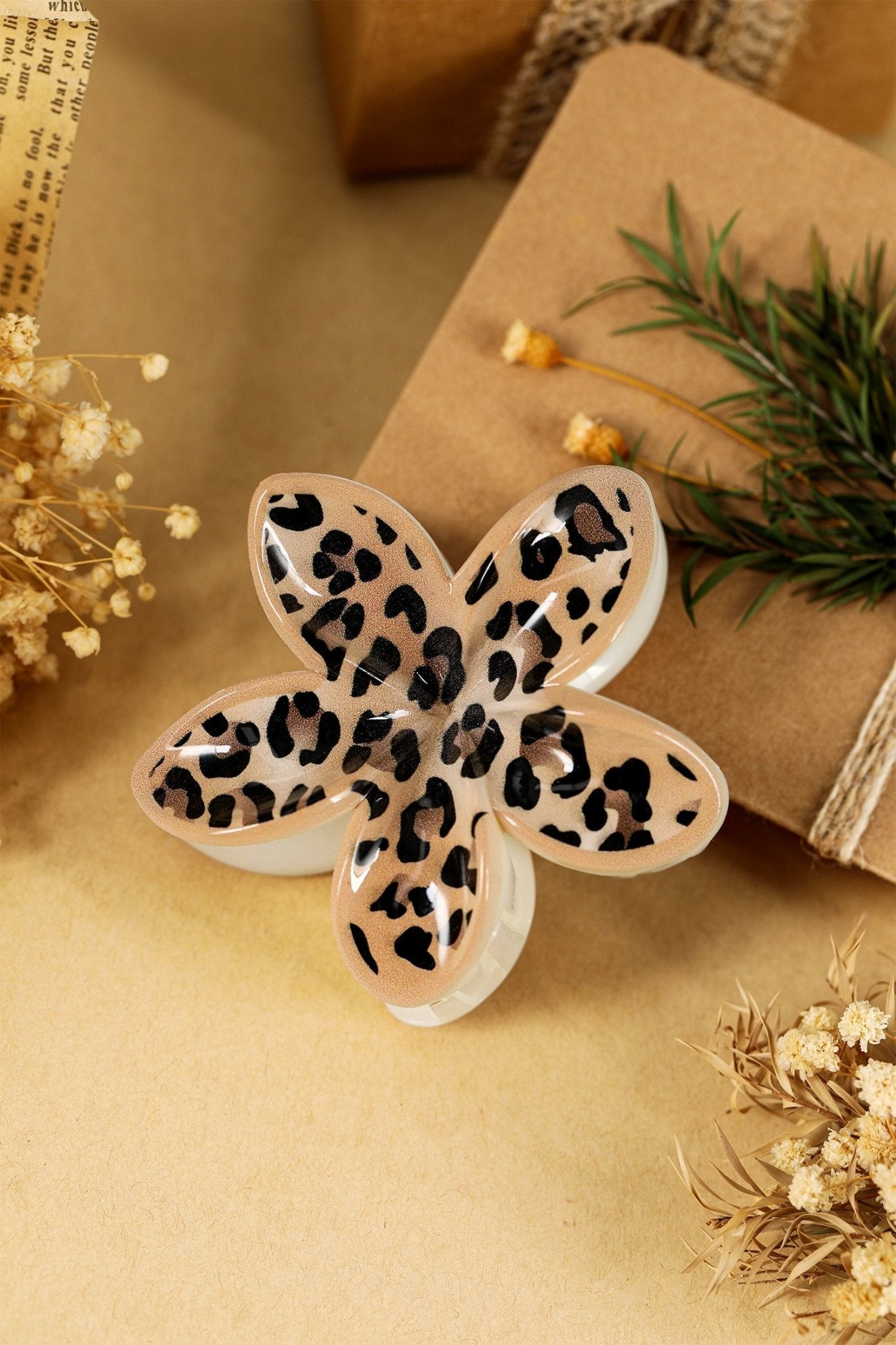 Caroline Flower Hair Claw Clip - Hello Beautiful BoutiqueHeadwearThreaded Pear