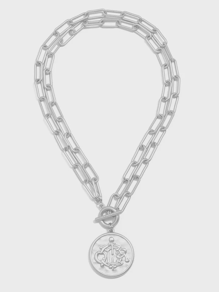 Engraved Coin Pendant Necklace N2694