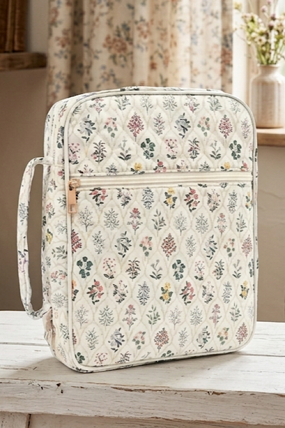 SC - ETA 7/22 - Faith Cream Floral Zipper Bible Cover