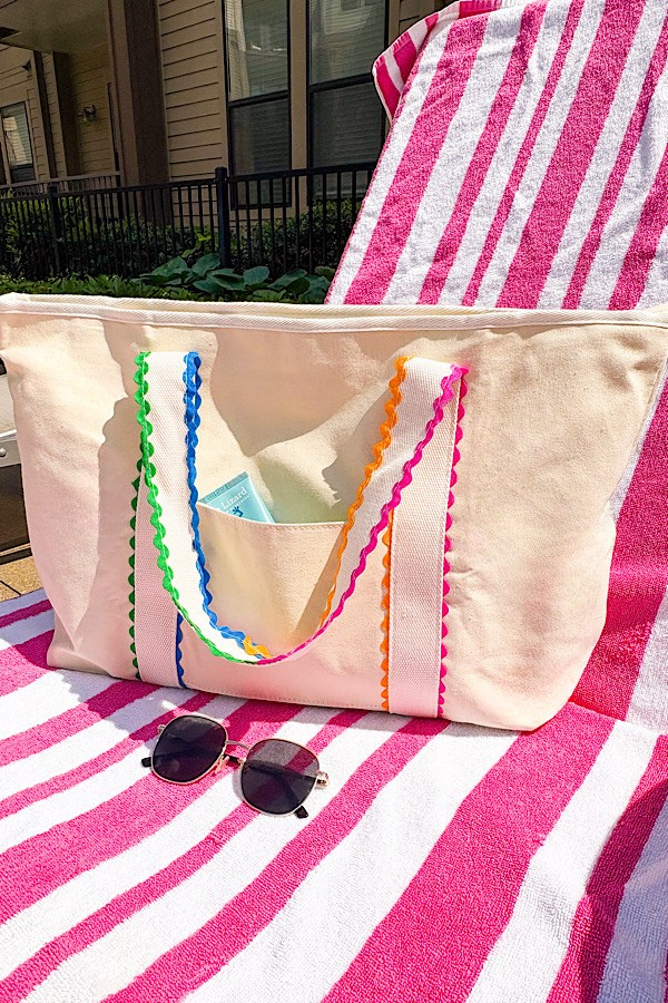 SC - ETA 7/6 - Spencer Rick Rack Trim Tote Bag