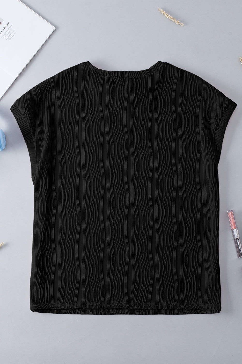 Abby Color Wavy Textured PLUS Tee - Hello Beautiful BoutiquePlus Size Tops & TeesThreaded Pear