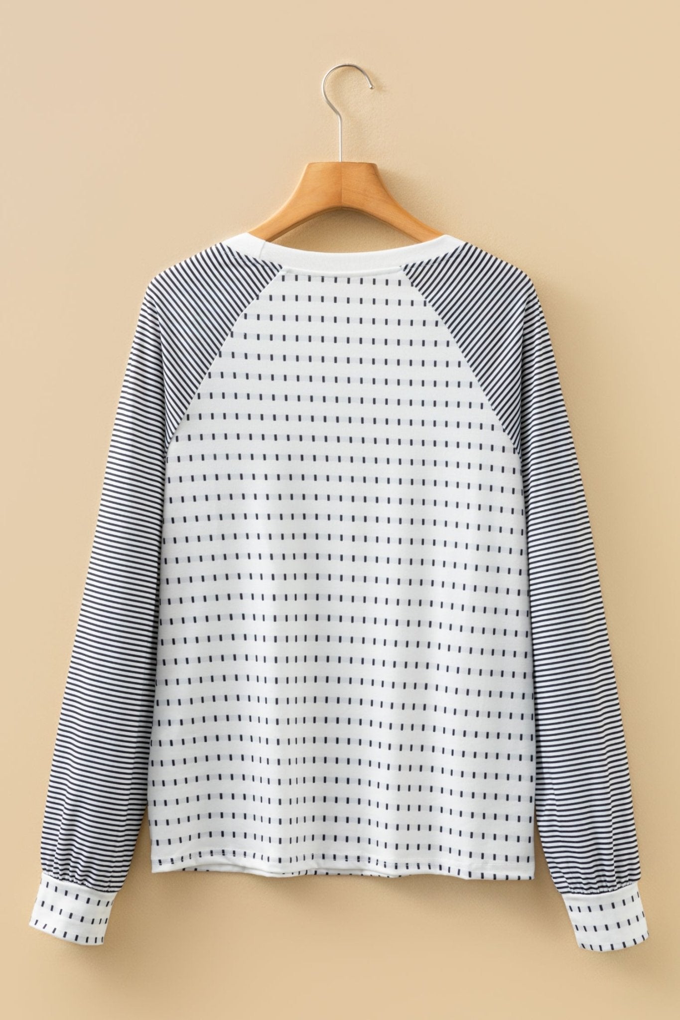 Adaline Long Sleeve Tee Long Sleeve Top - Hello Beautiful BoutiqueLong Sleeve TopsThreaded Pear