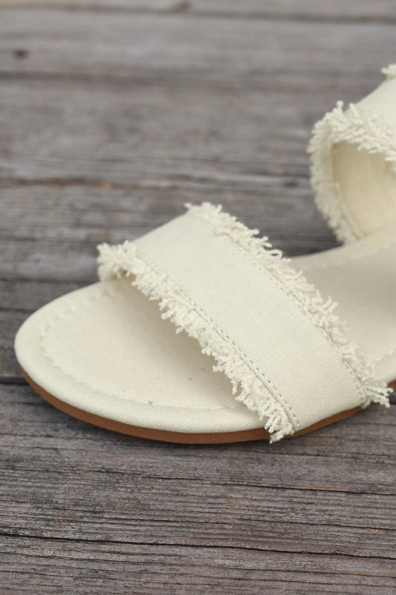 Alaiya Double Band Flat Slippers - Hello Beautiful BoutiqueSlippersThreaded Pear