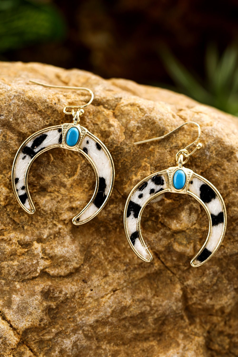 Alayah Crescent Shaped Dangle Earrings - Hello Beautiful BoutiqueJewelryThreaded Pear