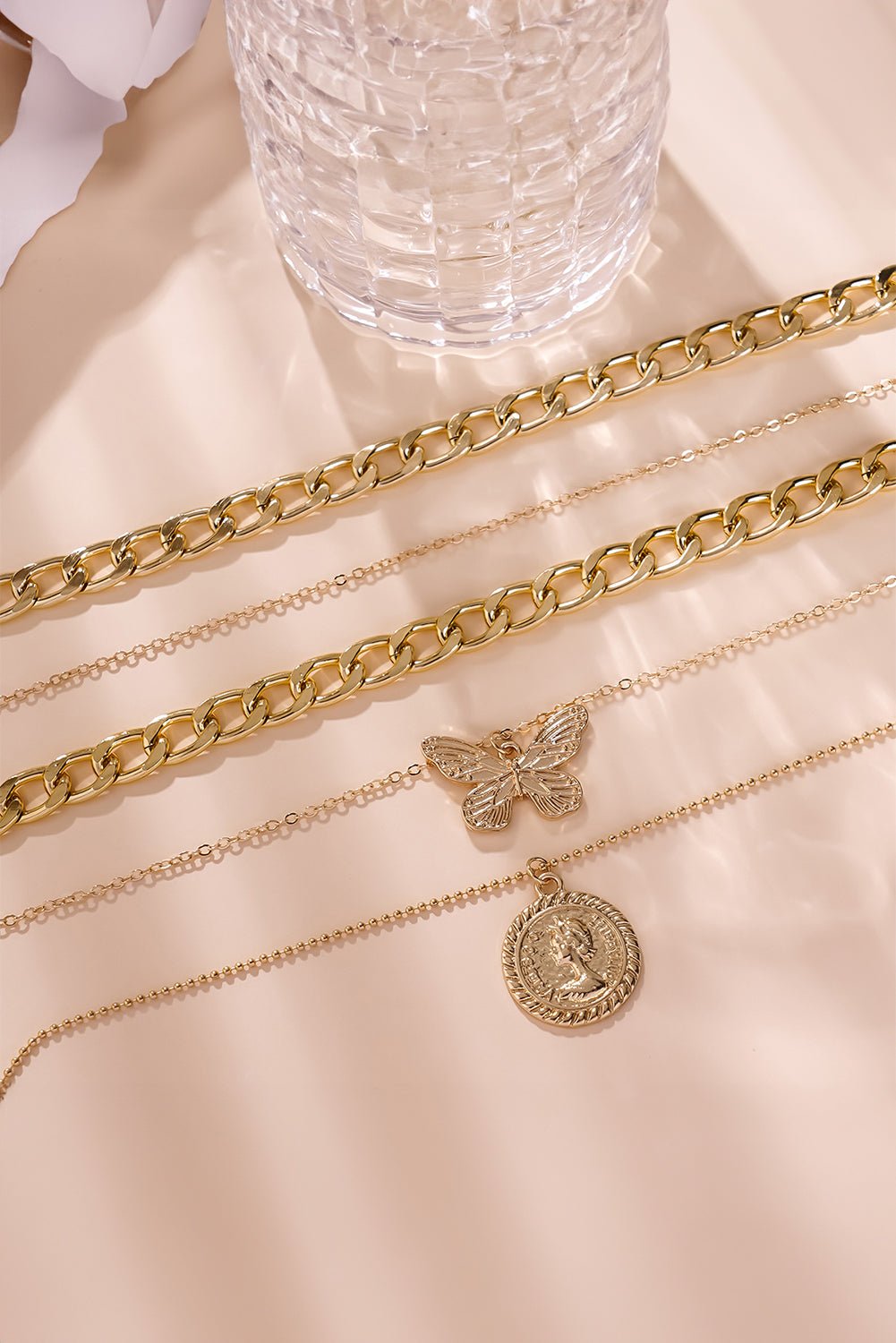 Amara Multilayer Butterfly Charm Necklace - Hello Beautiful BoutiqueJewelryThreaded Pear