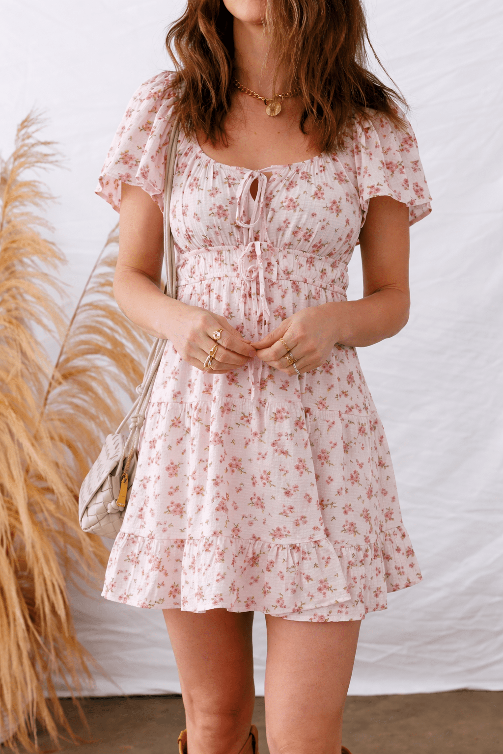 Amari Ruffled Floral Mini Dress - Hello Beautiful BoutiqueFloral DressesThreaded Pear