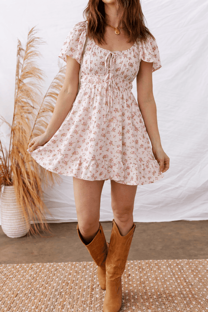 Amari Ruffled Floral Mini Dress - Hello Beautiful BoutiqueFloral DressesThreaded Pear