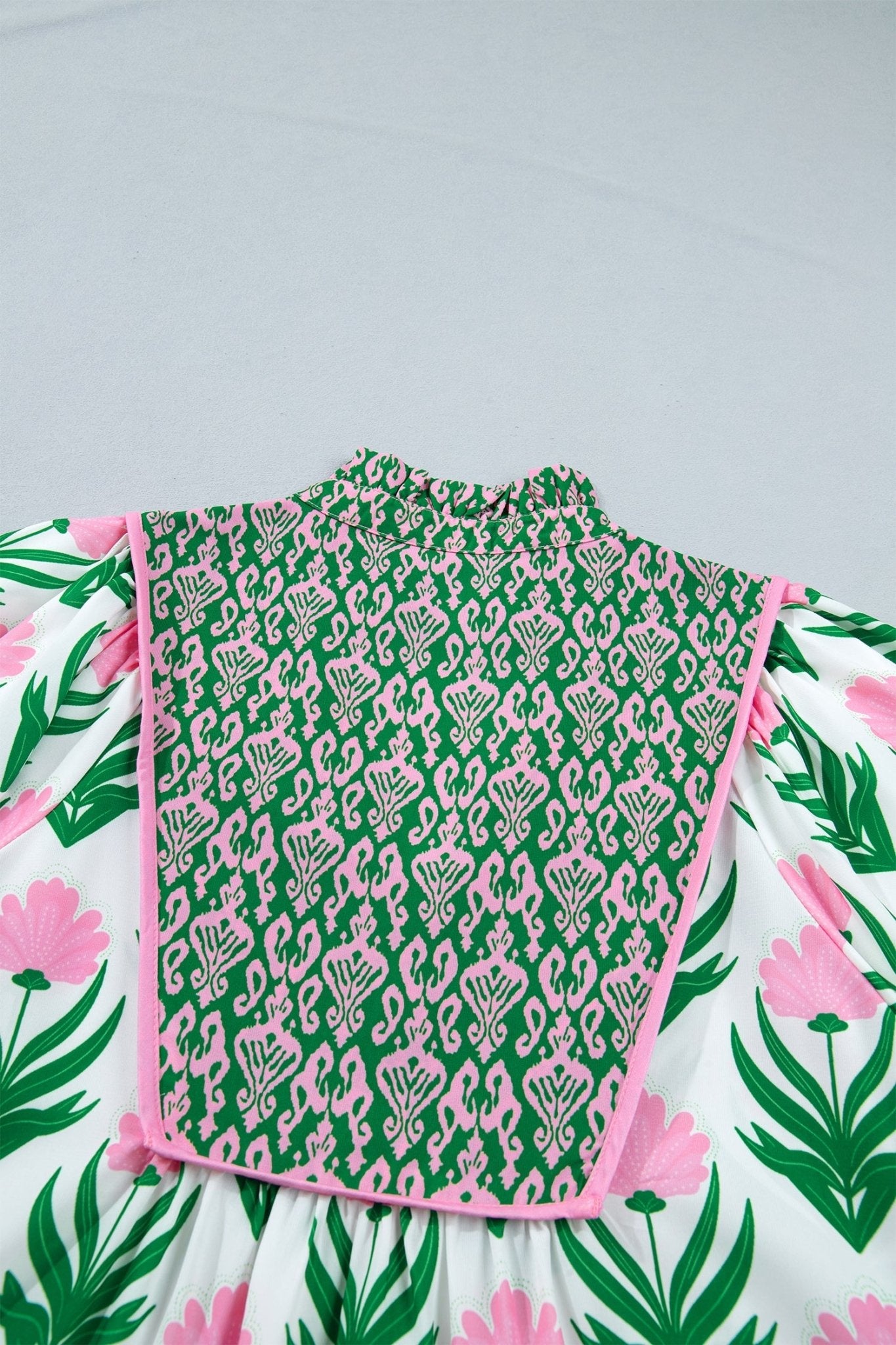 Amiri Sleeve Contrast Bordered Blouse - Hello Beautiful BoutiqueBlouses & ShirtsThreaded Pear