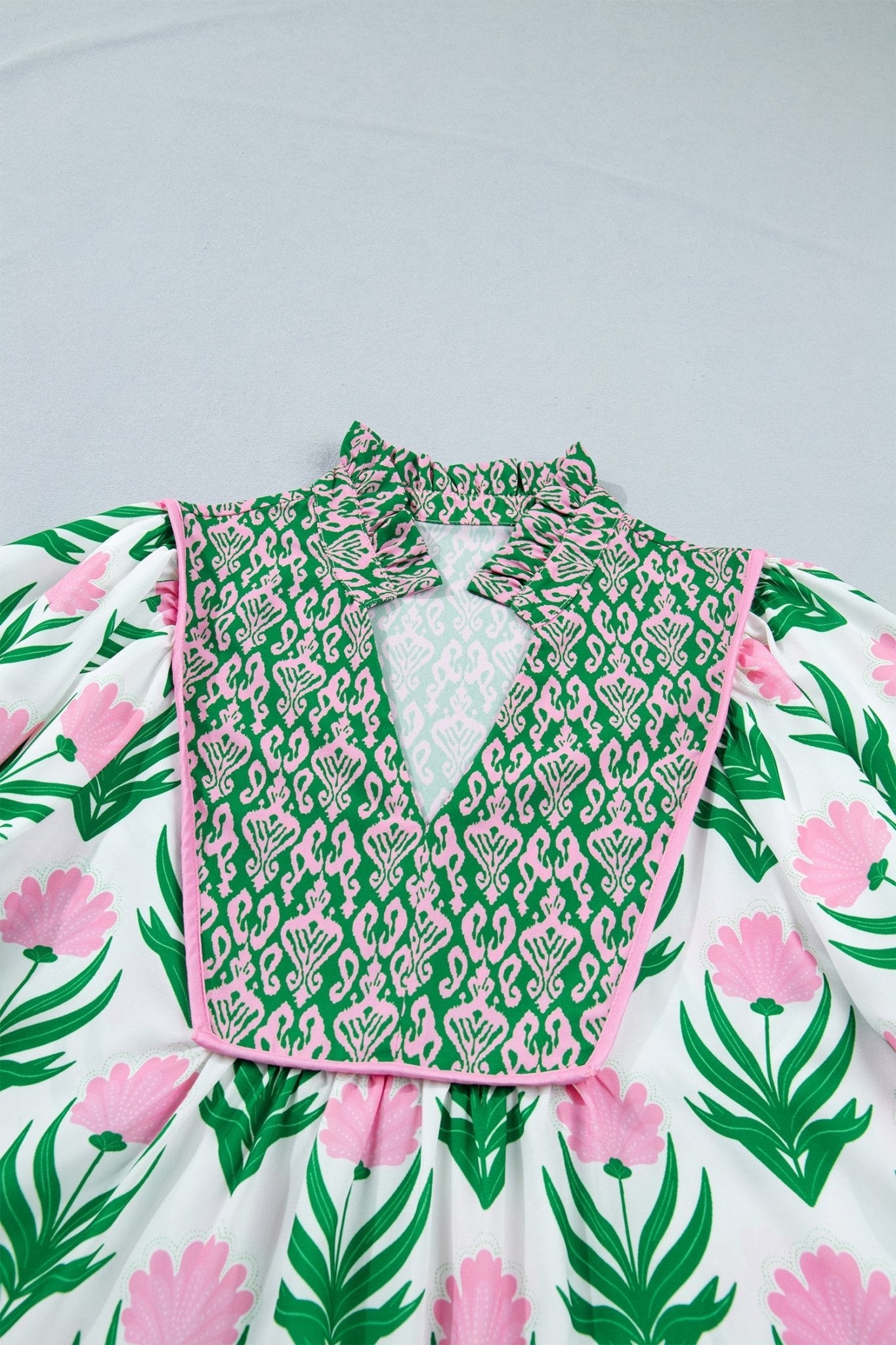 Amiri Sleeve Contrast Bordered Blouse - Hello Beautiful BoutiqueBlouses & ShirtsThreaded Pear