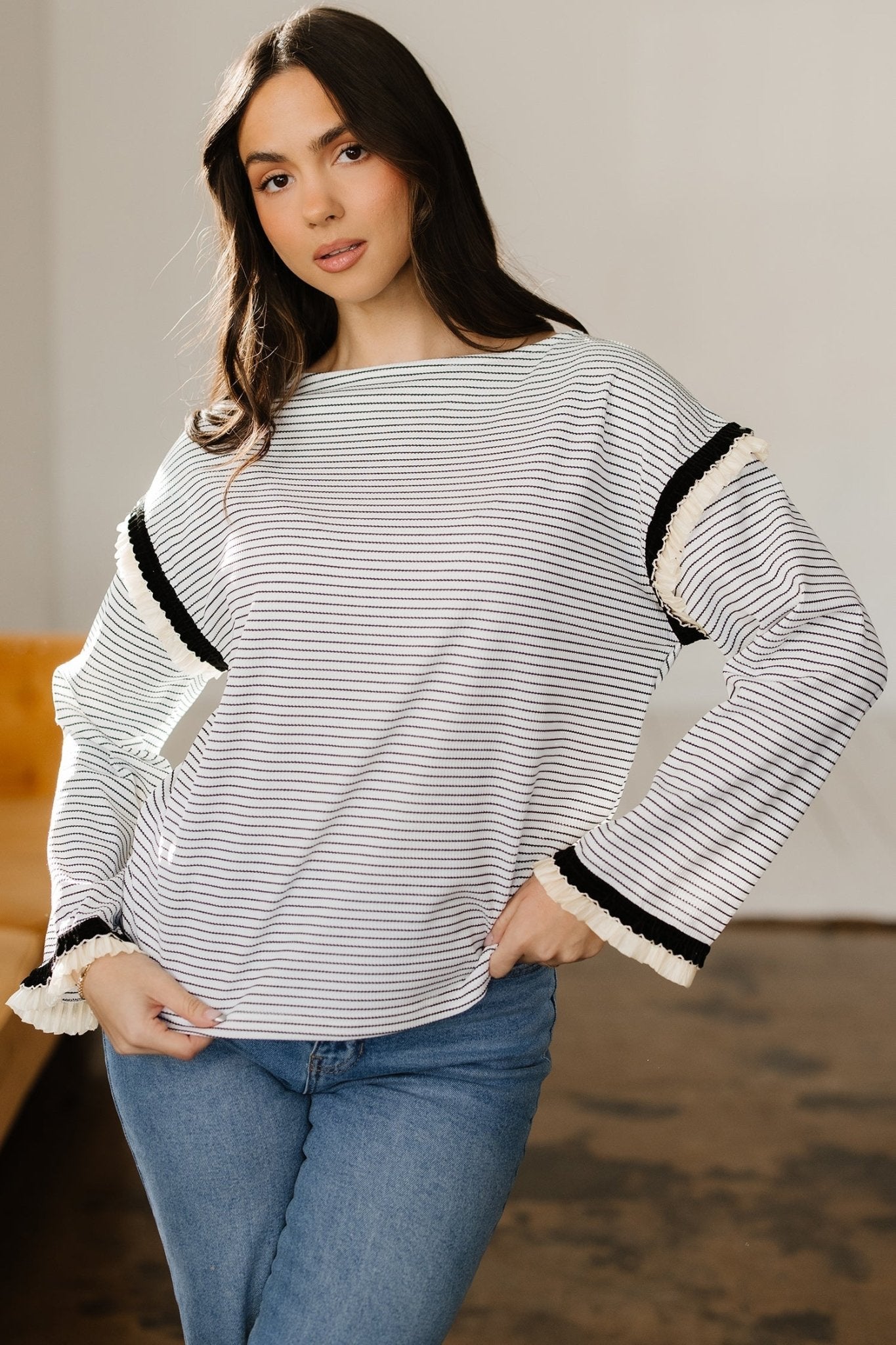 Anya Ruffle Trim Loose Long Sleeve Top - Hello Beautiful BoutiqueLong Sleeve TopsThreaded Pear