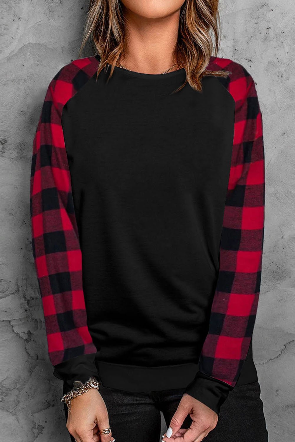 Aria Plaid Long Sleeve Sweatshirt - Hello Beautiful Boutique$2.99 SALEThreaded Pear