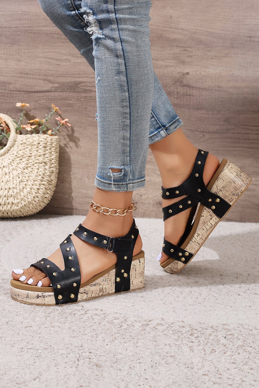 Arleth Out Leather Wedge Sandals - Hello Beautiful BoutiqueSandalsThreaded Pear