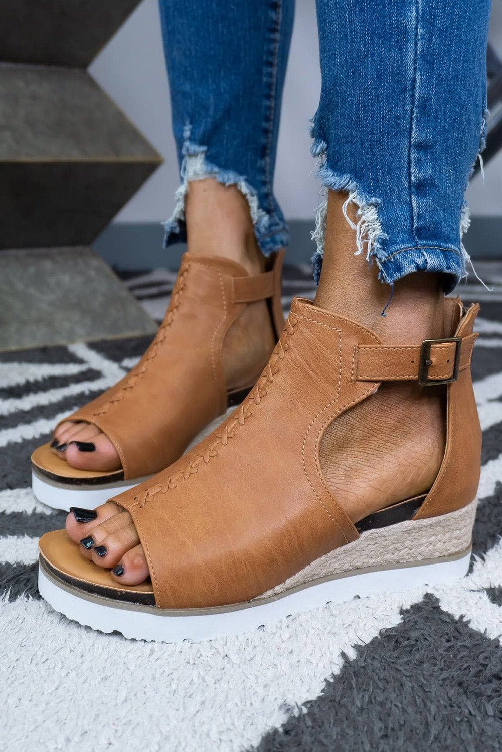 Ashley Buckle Strap Platform Sandals - Hello Beautiful BoutiqueSandalsThreaded Pear