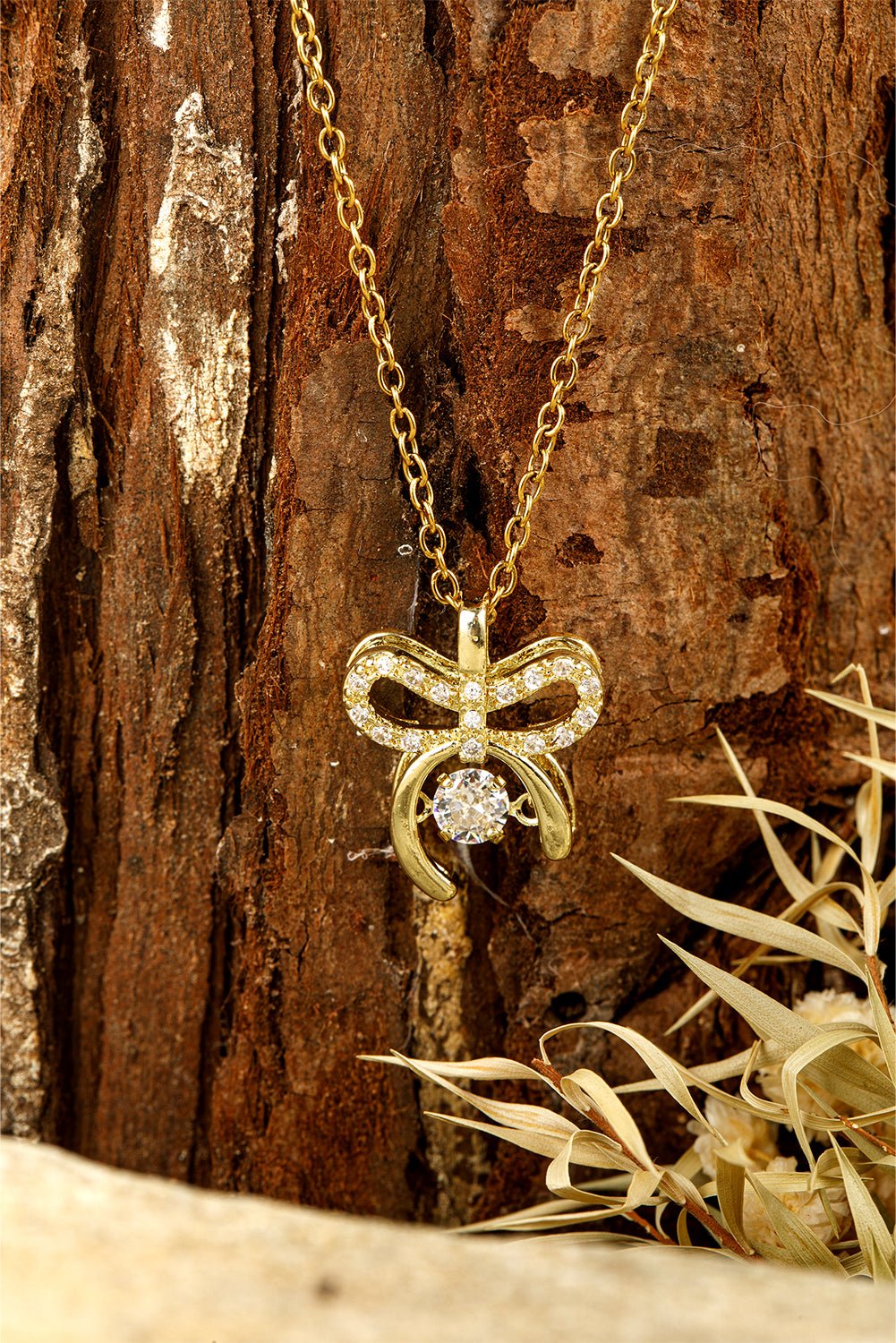 Athena Pendant Plated alloy Necklace - Hello Beautiful BoutiqueJewelryThreaded Pear
