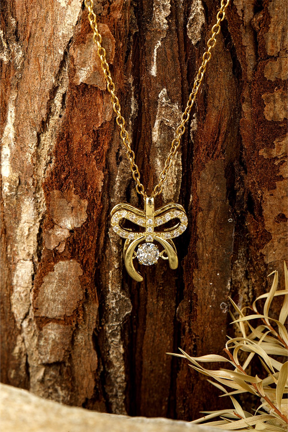 Athena Pendant Plated alloy Necklace - Hello Beautiful BoutiqueJewelryThreaded Pear