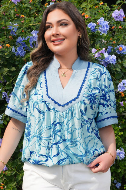 Aylin Floral Short Sleeve PLUS Blouse - Hello Beautiful BoutiquePlus Size Blouses & ShirtsThreaded Pear
