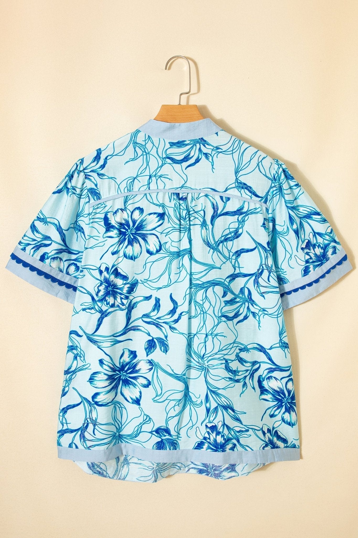 Aylin Floral Short Sleeve PLUS Blouse - Hello Beautiful BoutiquePlus Size Blouses & ShirtsThreaded Pear