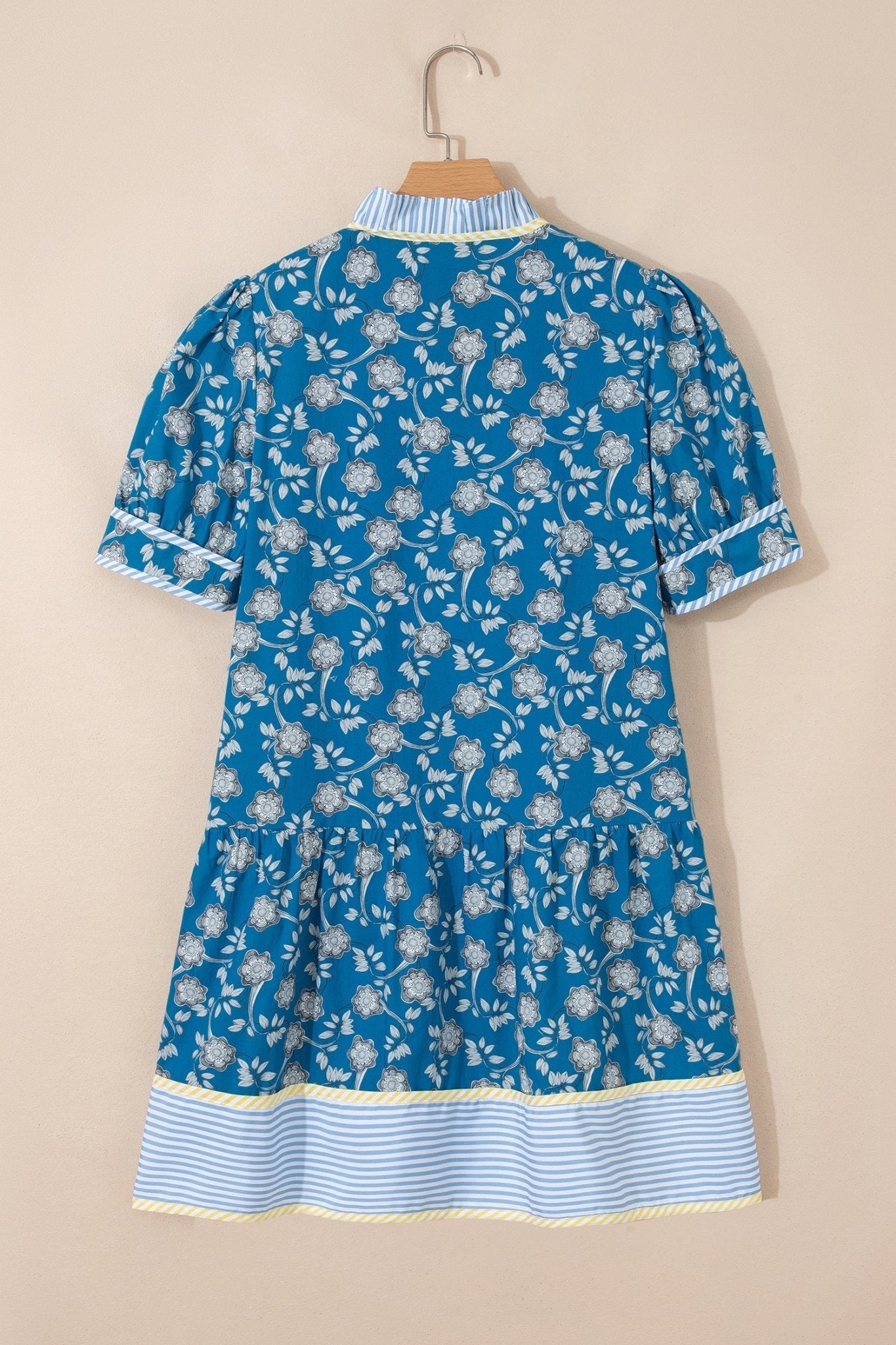 Azalea Short Sleeve Floral Dress - Hello Beautiful BoutiqueFloral DressesThreaded Pear