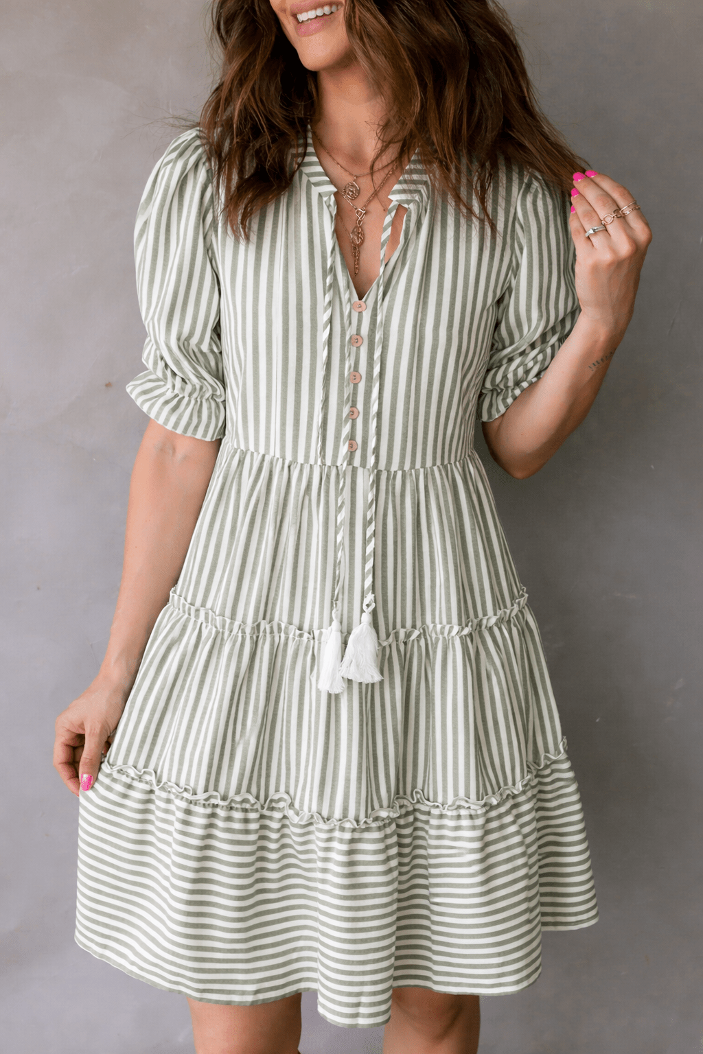 Bailey Sleeve Tiered Flattering Dress - Hello Beautiful BoutiqueMini DressesThreaded Pear