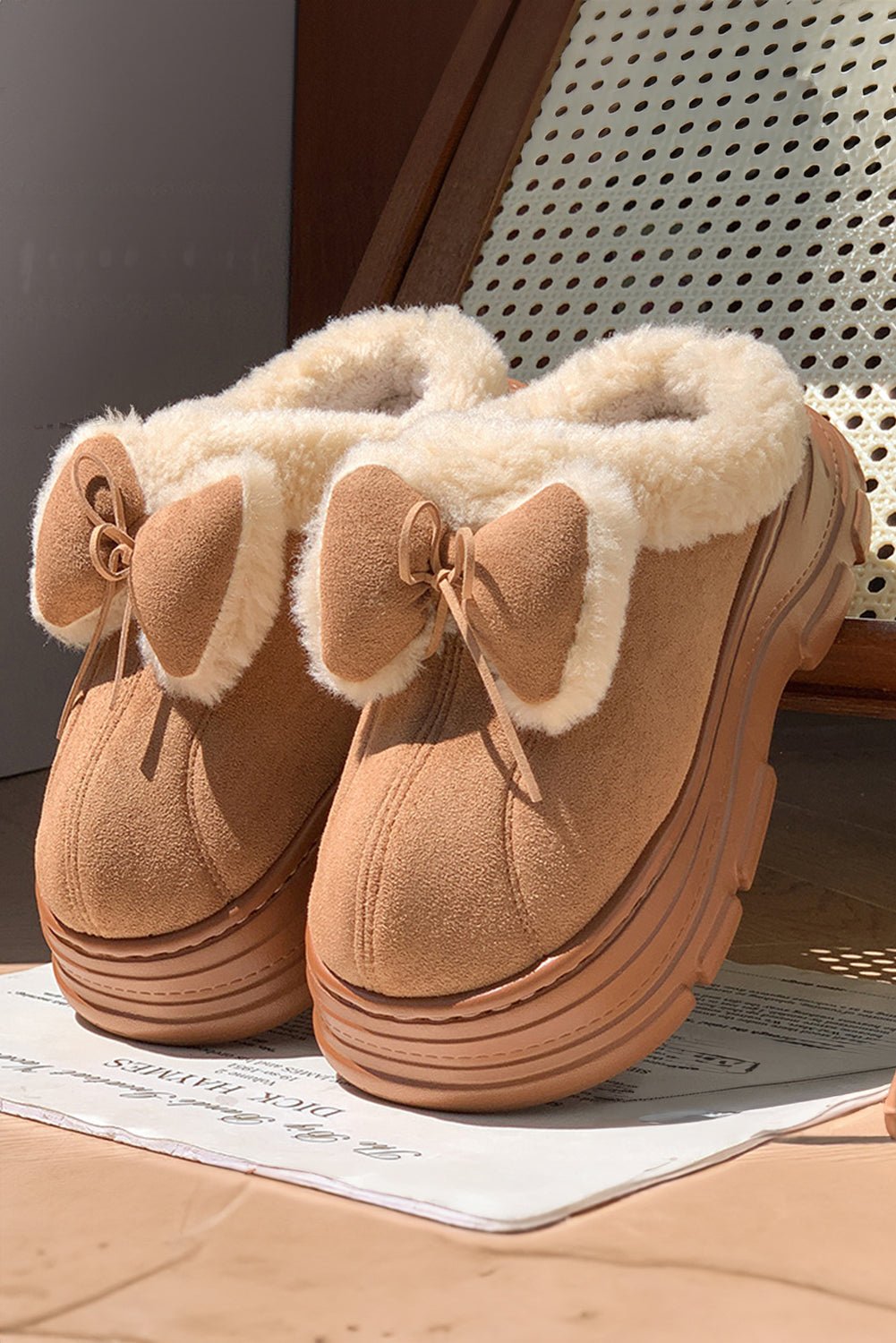 Brynlee Bow Decor Clog Slippers - Hello Beautiful BoutiqueSlippersThreaded Pear