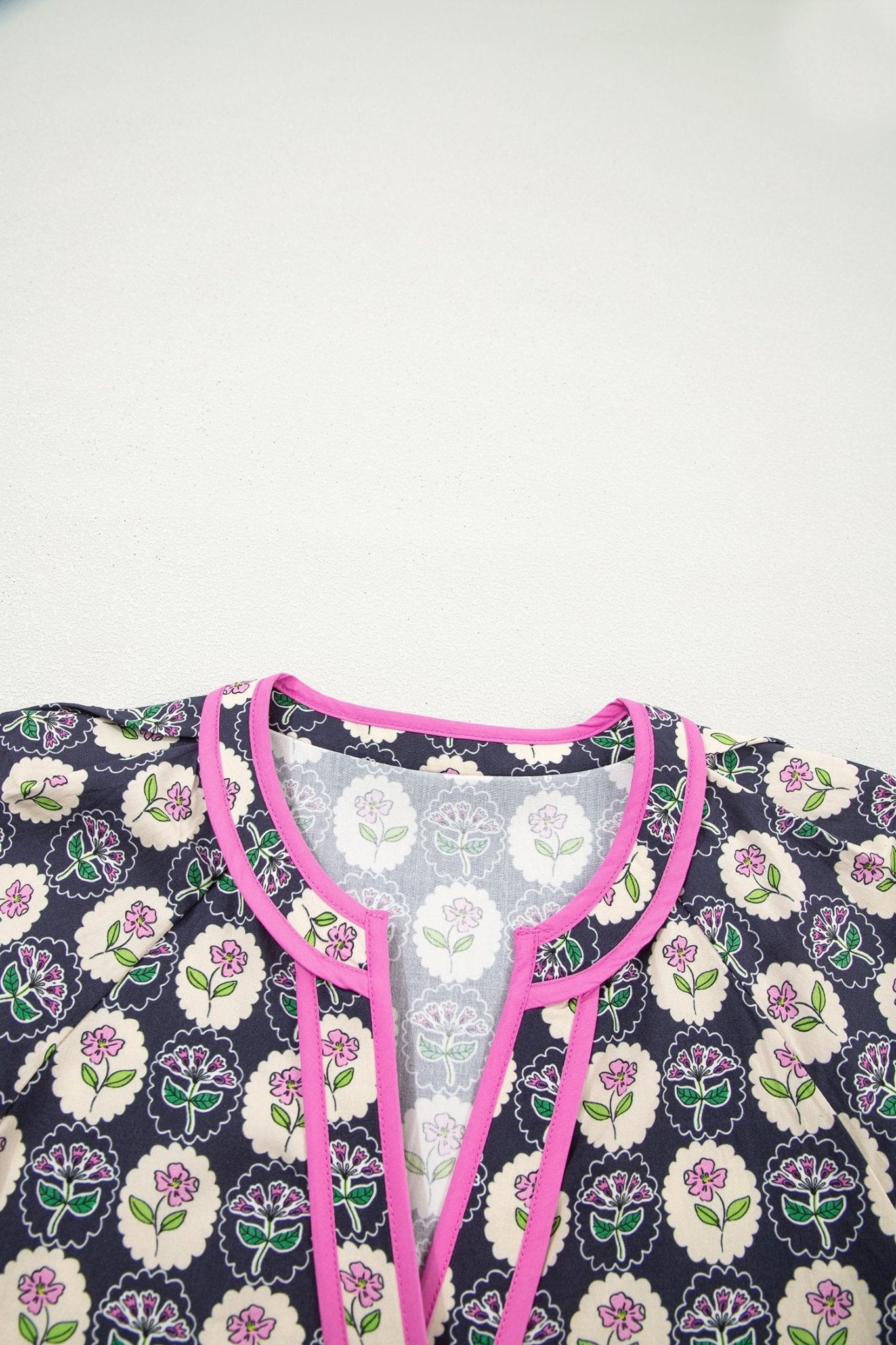 Cameron Vintage Floral Shift Dress - Hello Beautiful BoutiqueFloral DressesThreaded Pear