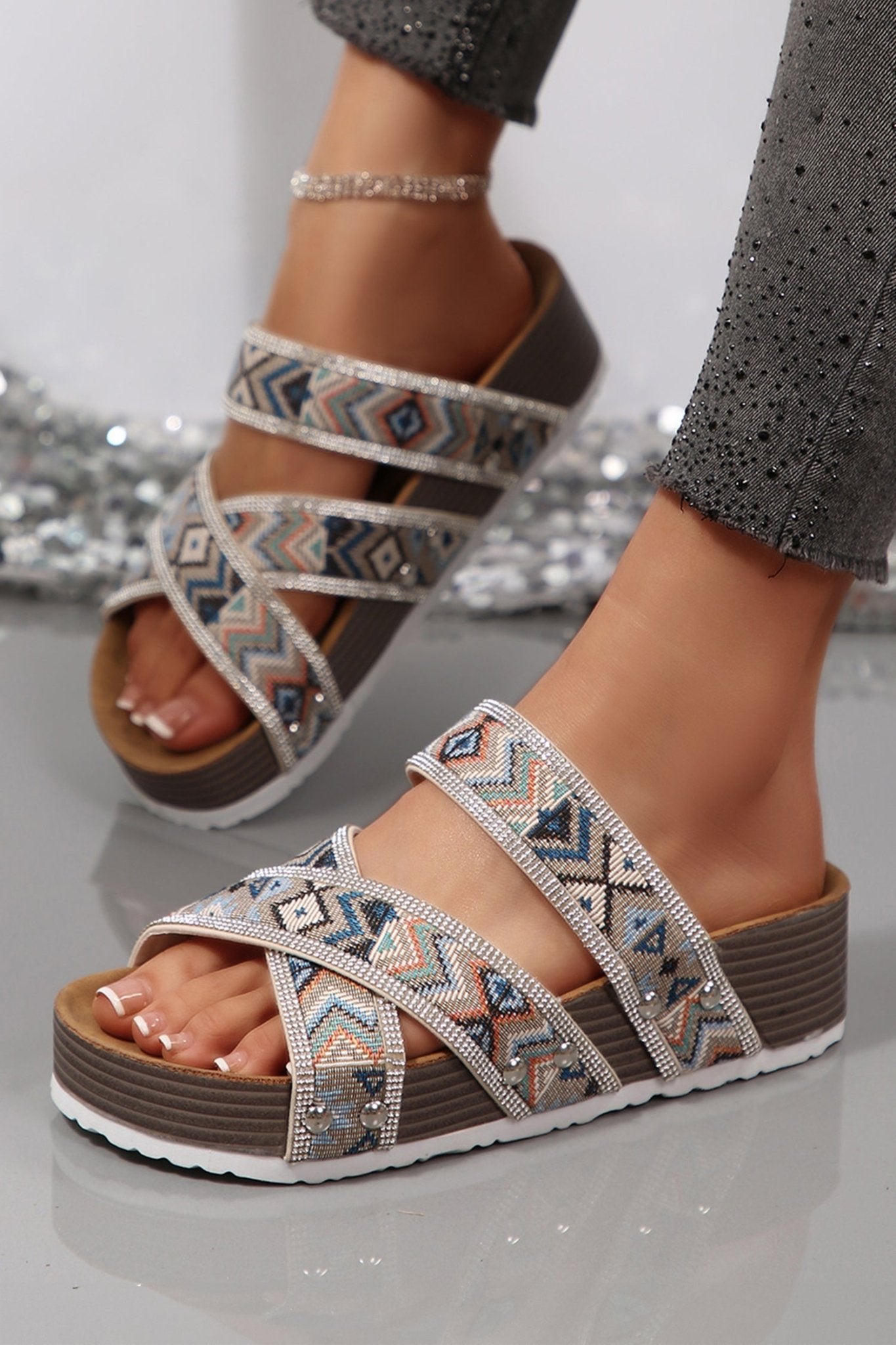 Caroline Strappy Hollowed Platform Slippers - Hello Beautiful BoutiqueSlippersThreaded Pear
