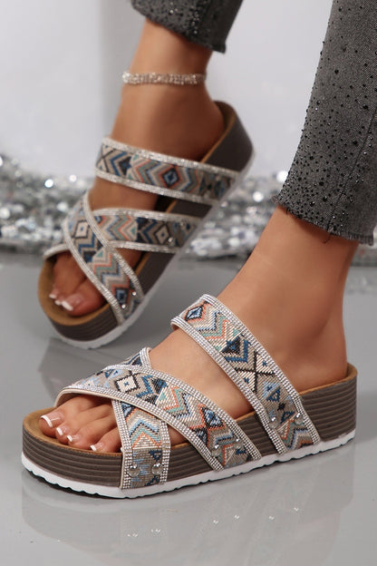 Caroline Strappy Hollowed Platform Slippers - Hello Beautiful BoutiqueSlippersThreaded Pear