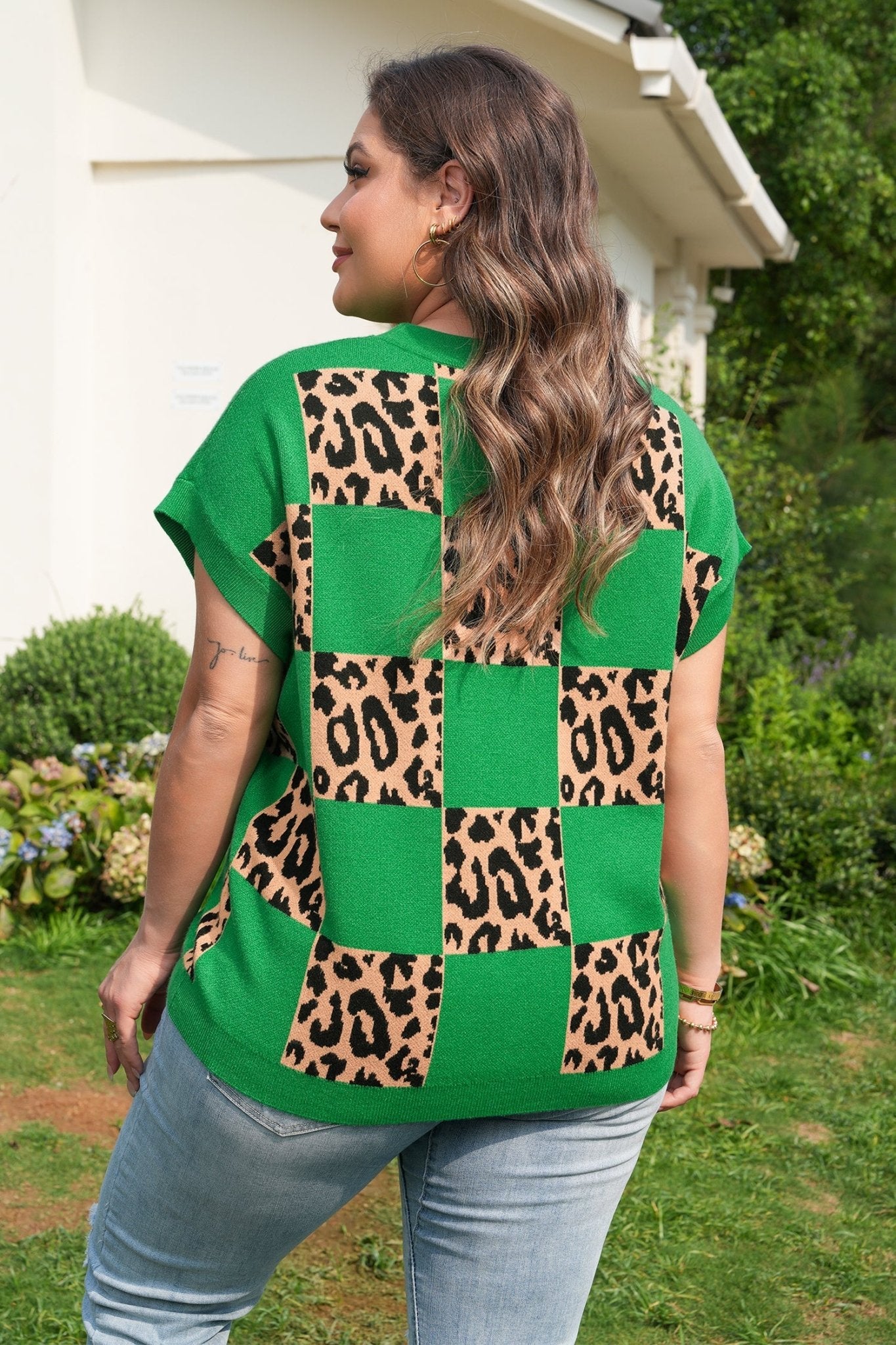 Cattleya Checkered Short Sleeve PLUS Sweater - Hello Beautiful BoutiquePlus Size Sweaters & CardigansThreaded Pear