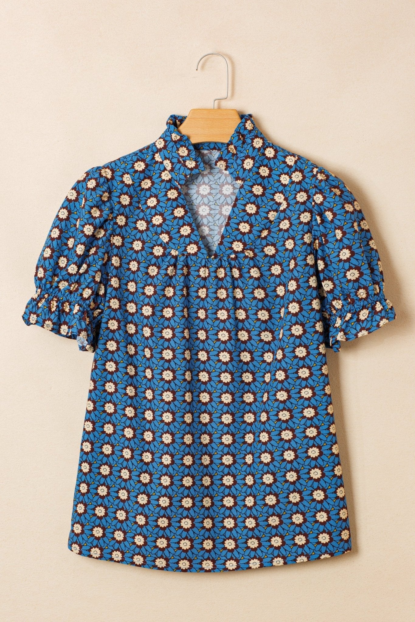 Chelsea Short Puff Sleeve Blouse - Hello Beautiful BoutiqueBlouses & ShirtsThreaded Pear