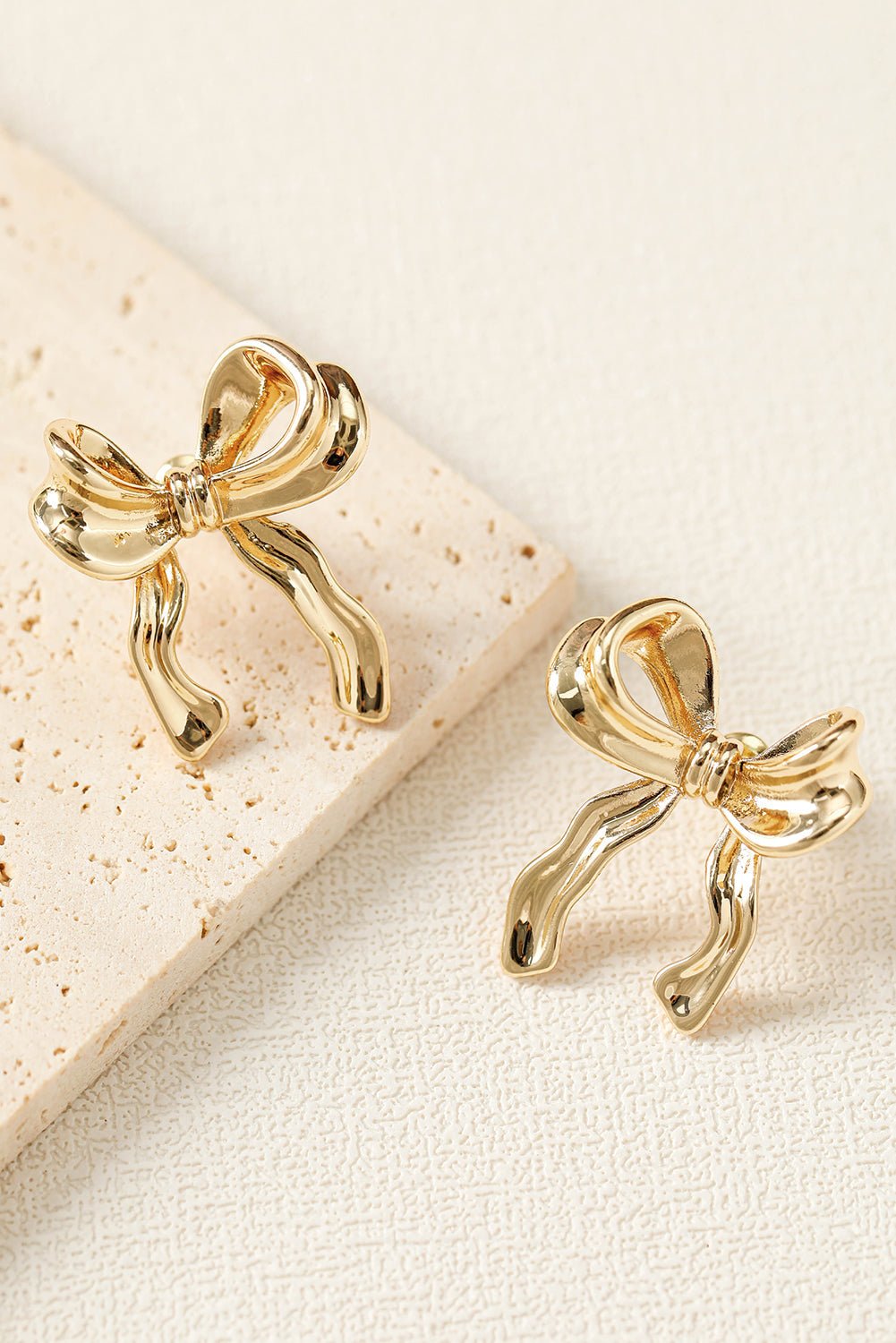 Chloe Design Plated Studded Earrings - Hello Beautiful BoutiqueJewelryThreaded Pear