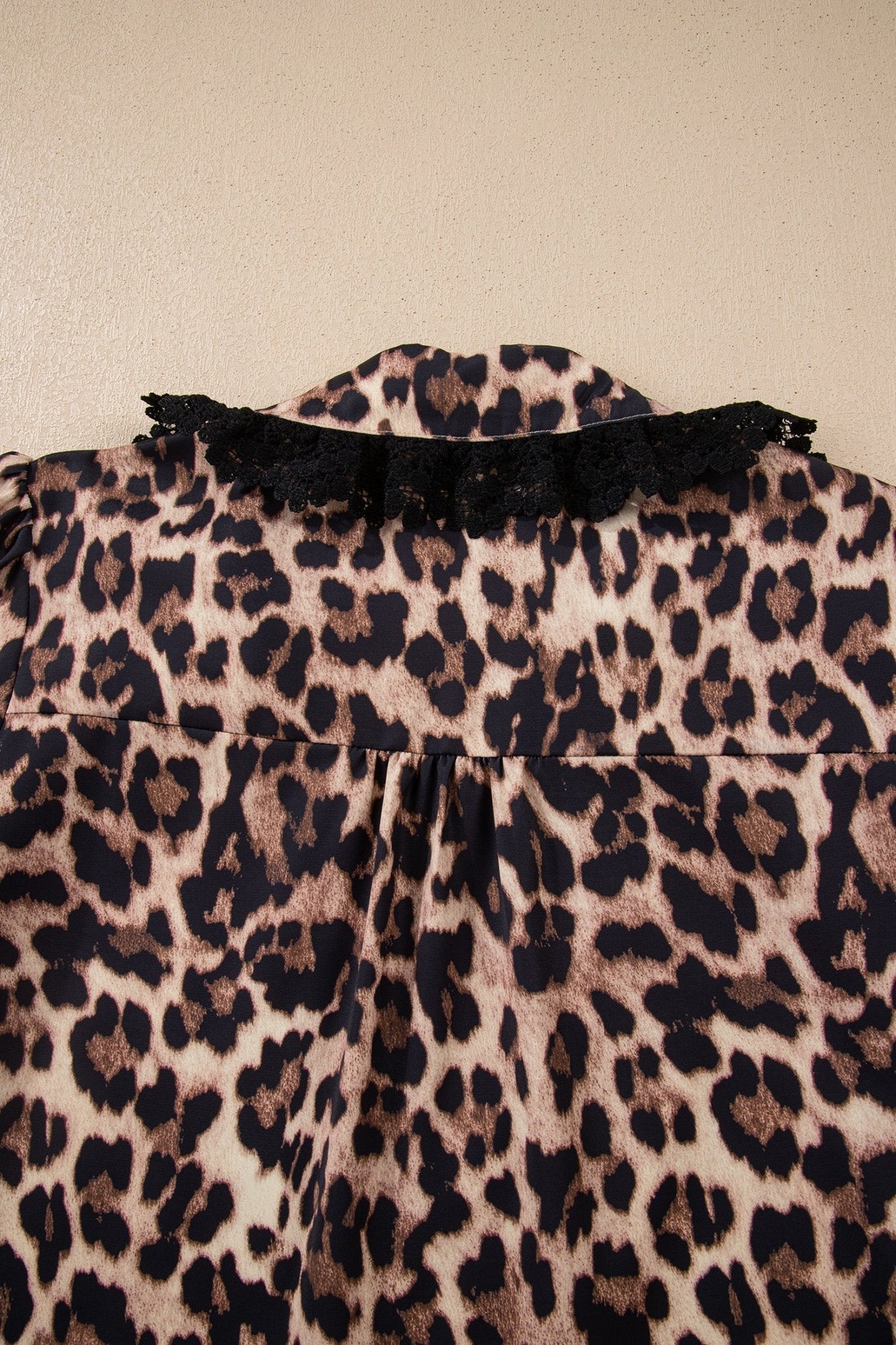 Clare Trim Short Sleeve Shirt - Hello Beautiful BoutiqueBlouses & ShirtsThreaded Pear