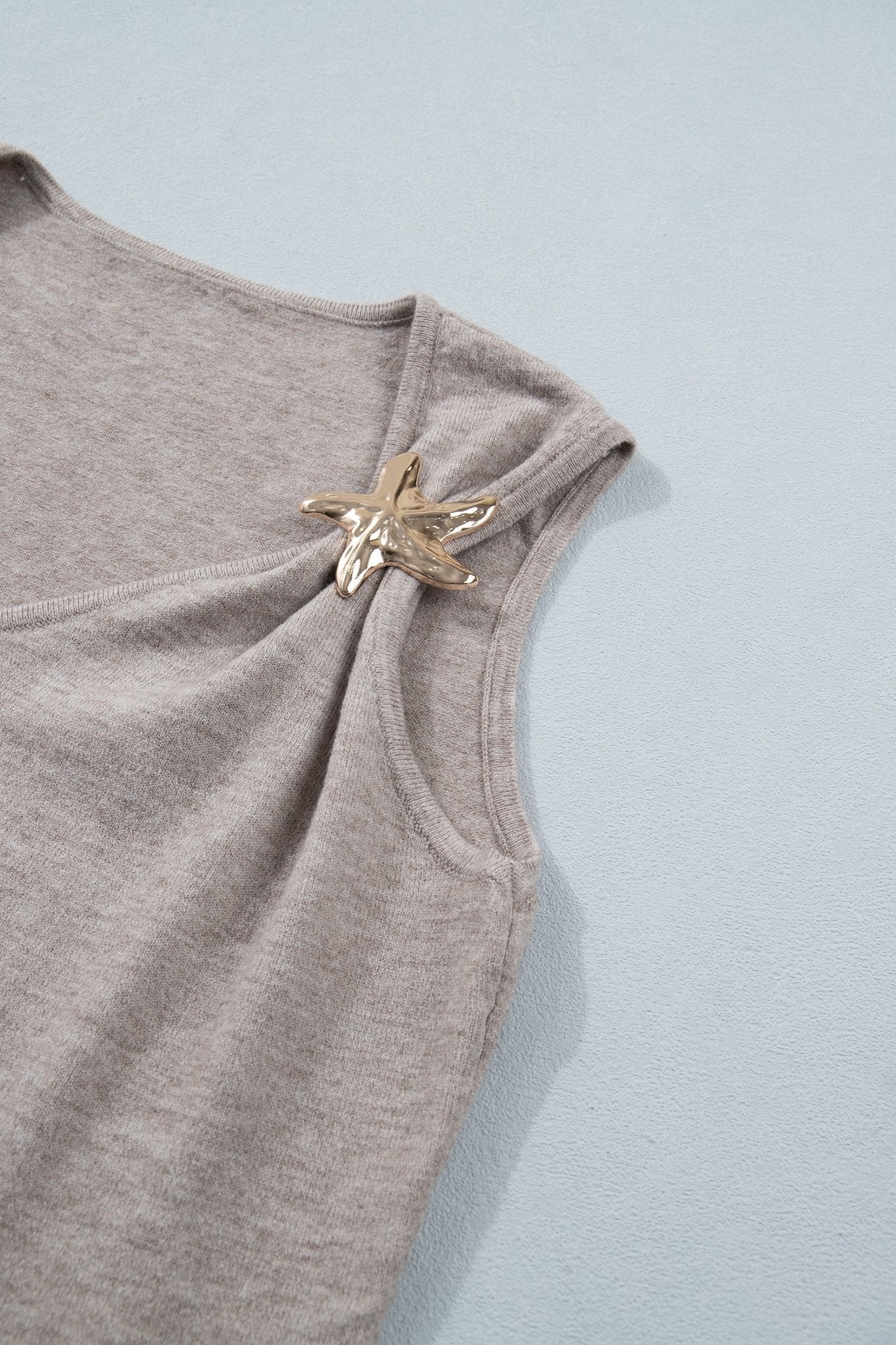 Clementine Metal Star Detail Sweater - Hello Beautiful BoutiqueSweater VestsThreaded Pear