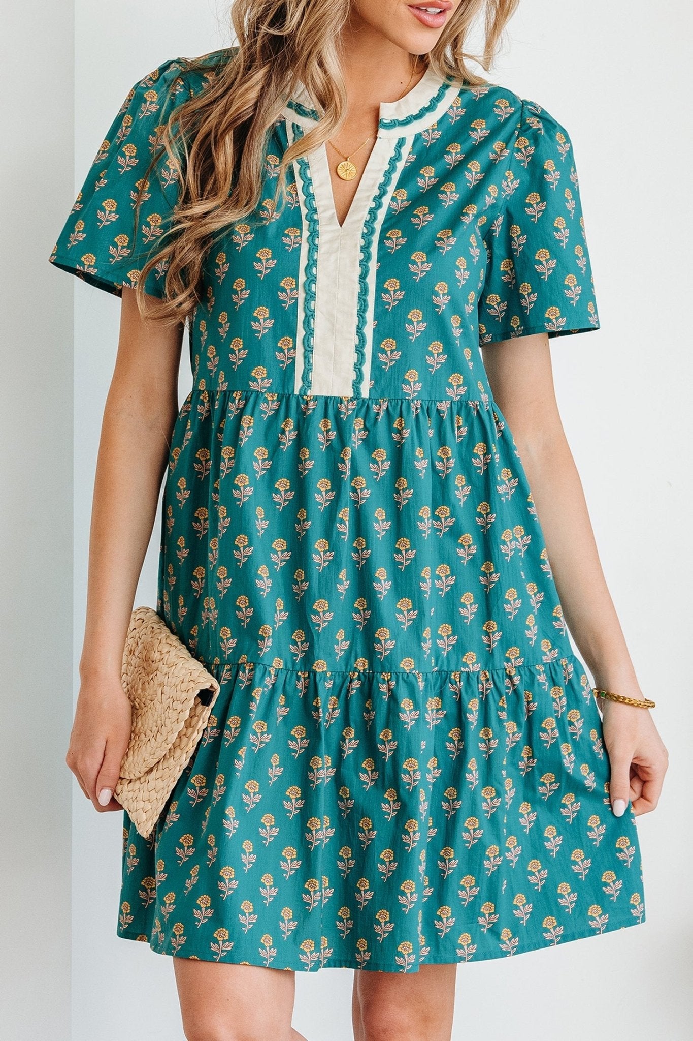 Clover Short Sleeve Floral Dress - Hello Beautiful BoutiqueFloral DressesThreaded Pear