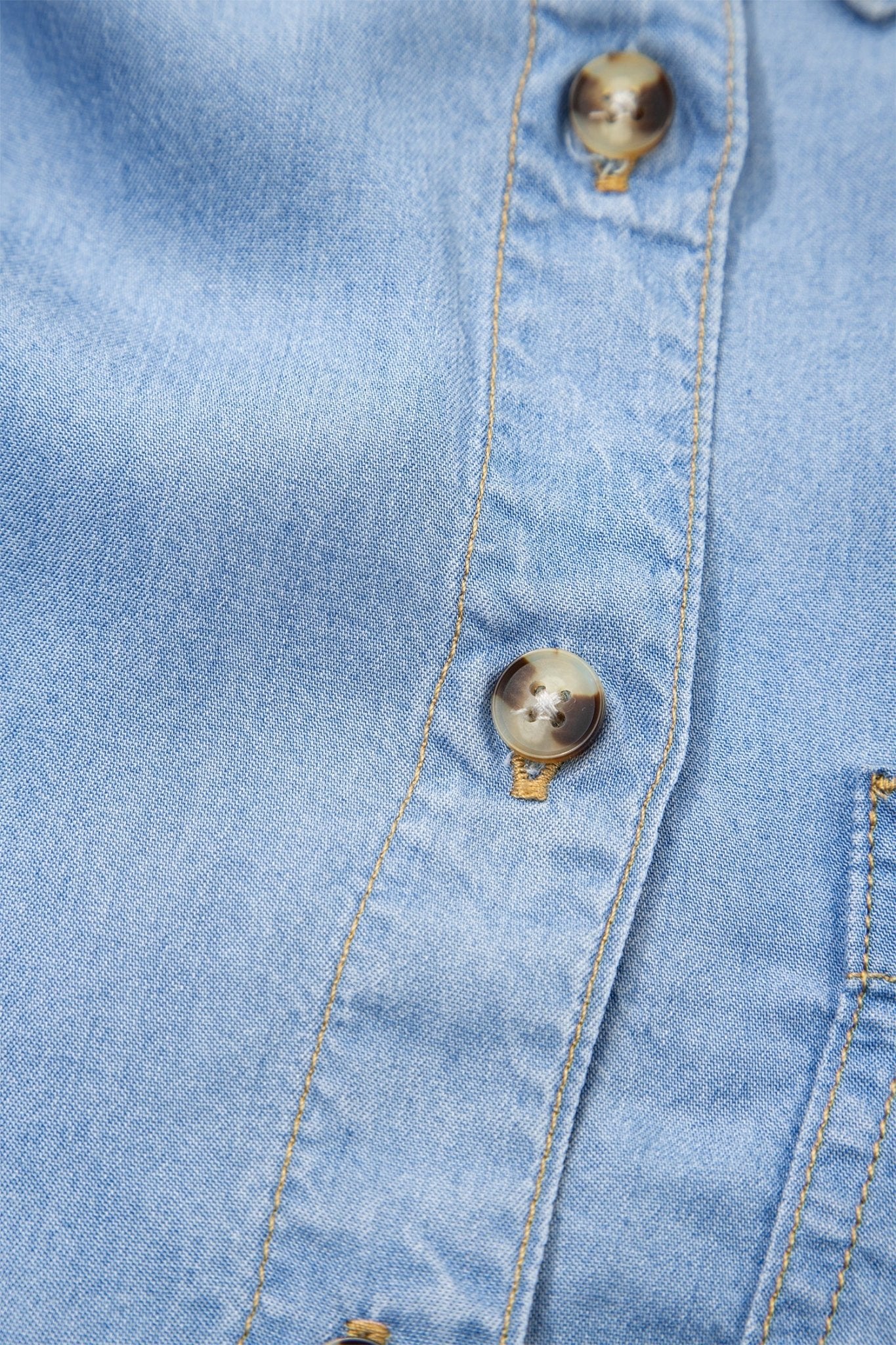 Daphne High Low Chambray Shirt - Hello Beautiful BoutiqueBlouses & ShirtsThreaded Pear