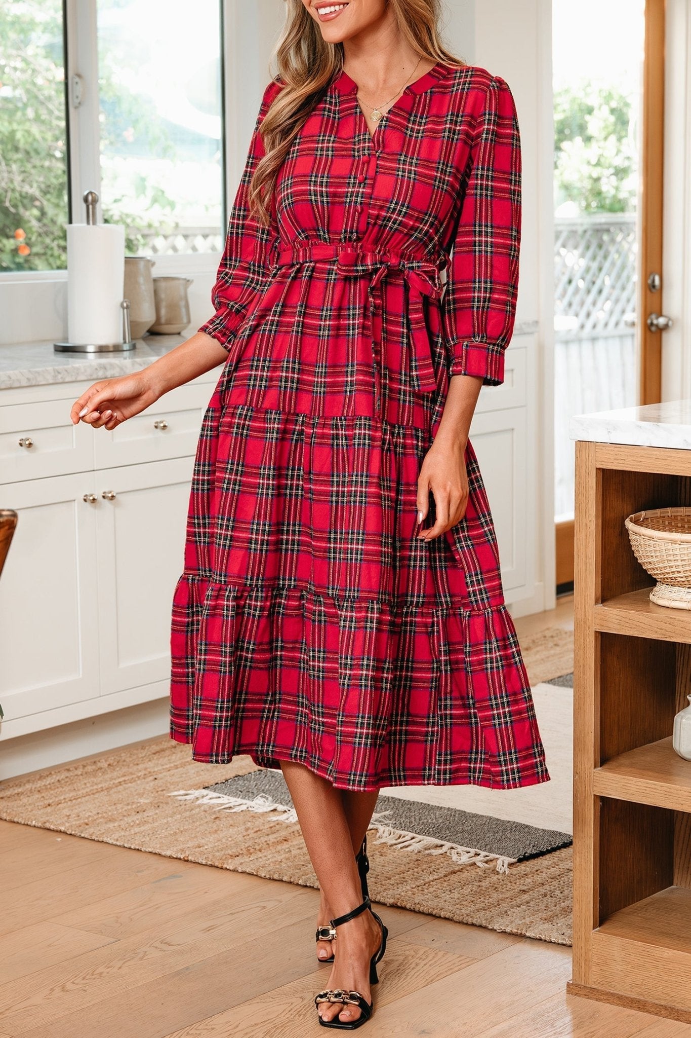 Della Ruffle Hem Long Dress - Hello Beautiful BoutiqueMaxi DressesThreaded Pear