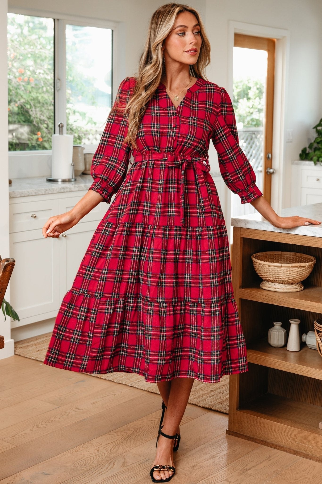 Della Ruffle Hem Long Dress - Hello Beautiful BoutiqueMaxi DressesThreaded Pear