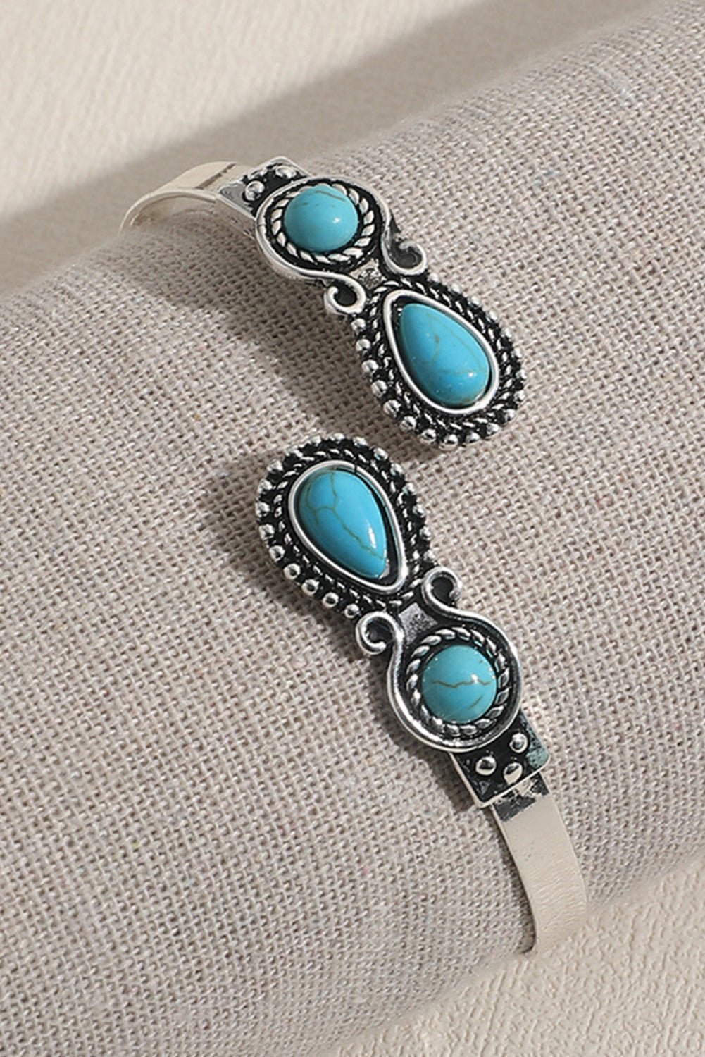 Elisa Skobeloff Western Stone Bracelet - Hello Beautiful BoutiqueJewelryThreaded Pear