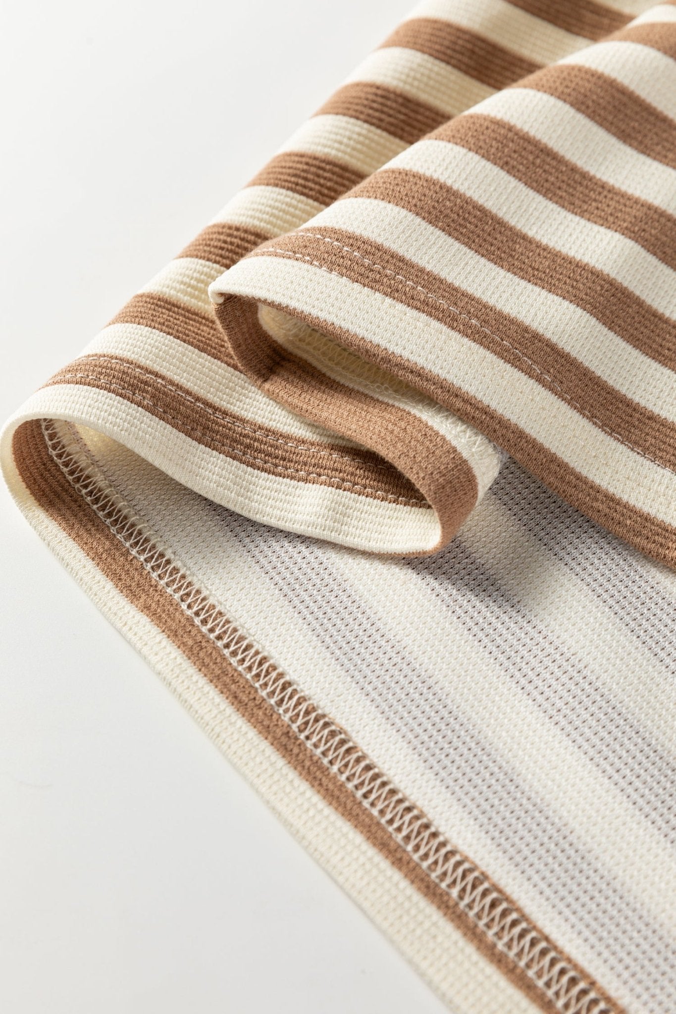 Elora Sleeve Contrast Trim Tee - Hello Beautiful BoutiqueTops & TeesThreaded Pear