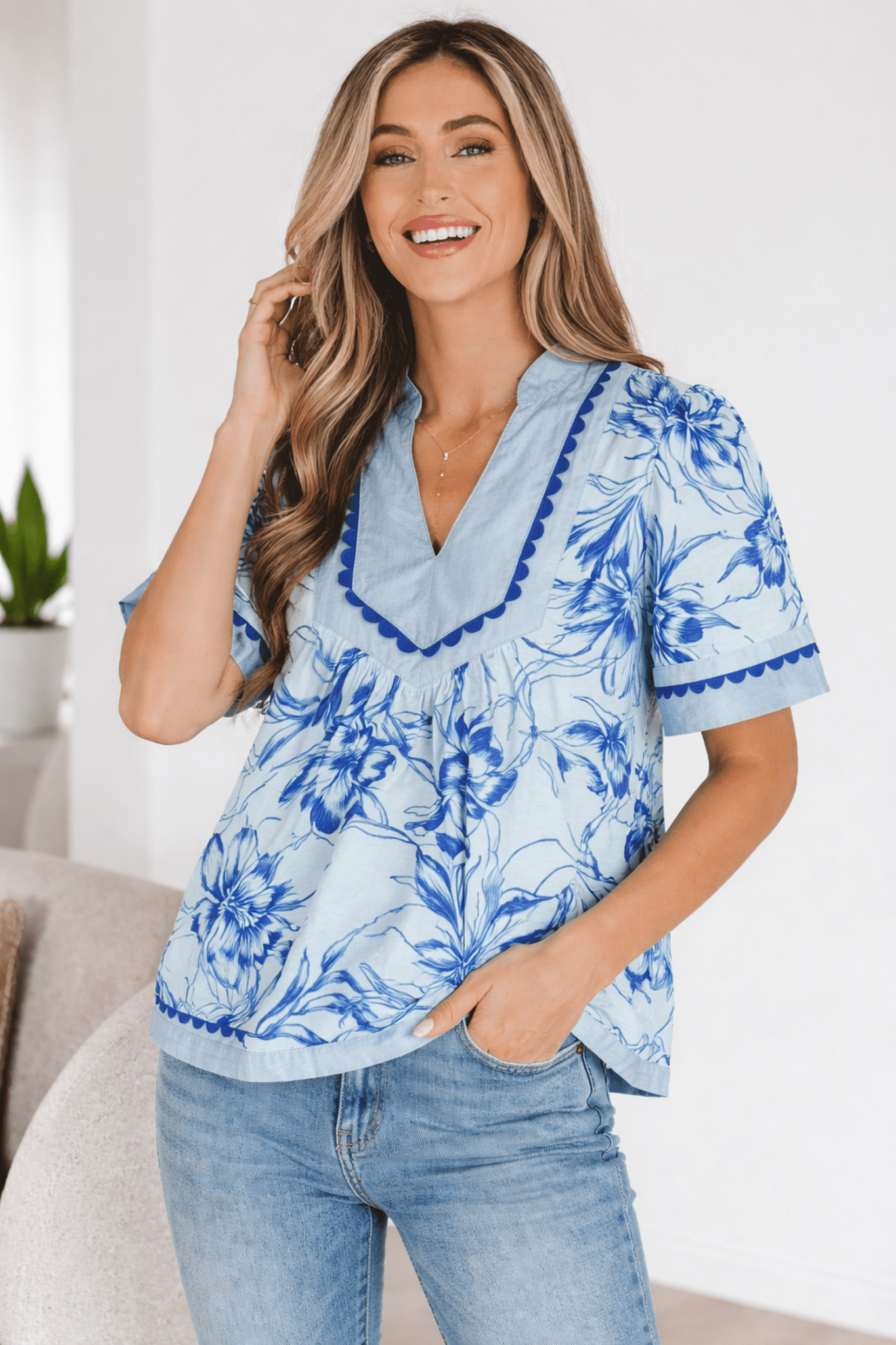 Elowen Short Sleeve Floral Blouse - Hello Beautiful BoutiqueBlouses & ShirtsThreaded Pear