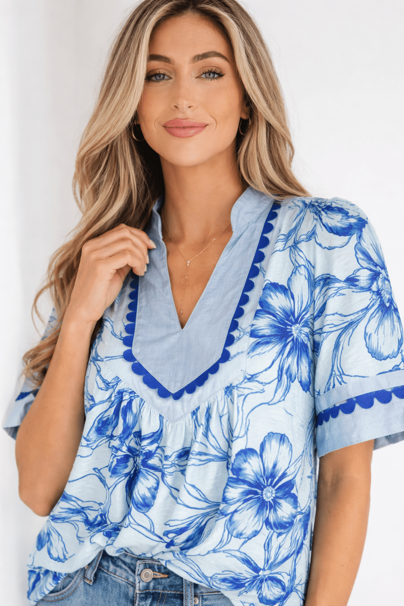 Elowen Short Sleeve Floral Blouse - Hello Beautiful BoutiqueBlouses & ShirtsThreaded Pear