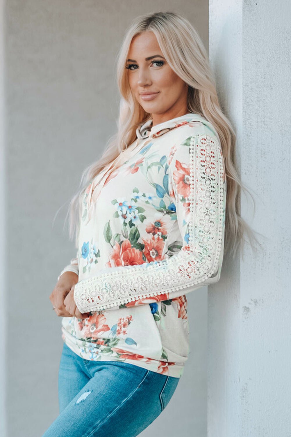 Emilie Contrast Long Sleeve Hoodie - Hello Beautiful BoutiqueSweatshirts & HoodiesThreaded Pear