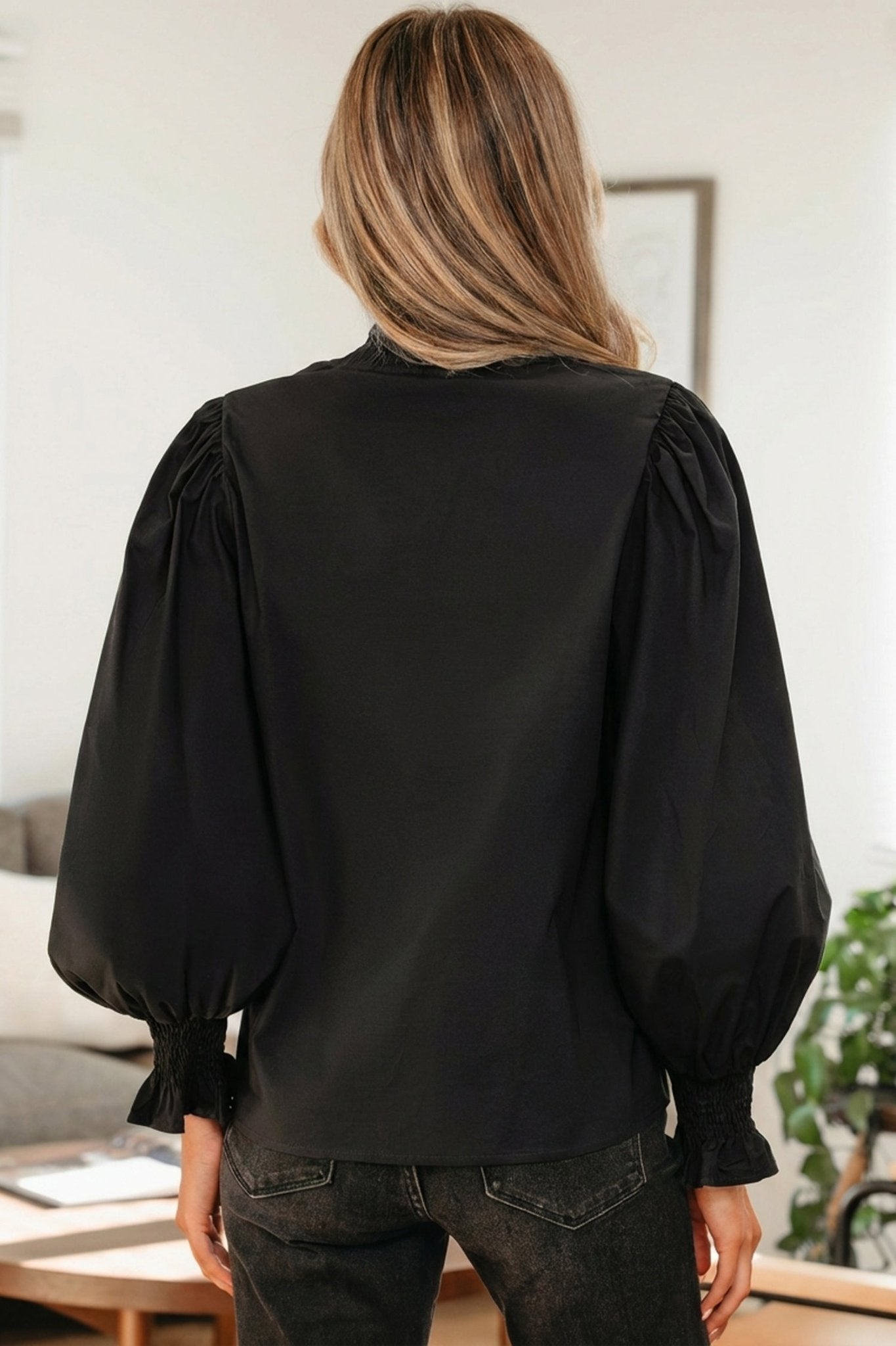 Estrella Flounce Sleeve Trim Blouse - Hello Beautiful BoutiqueBlouses & ShirtsThreaded Pear