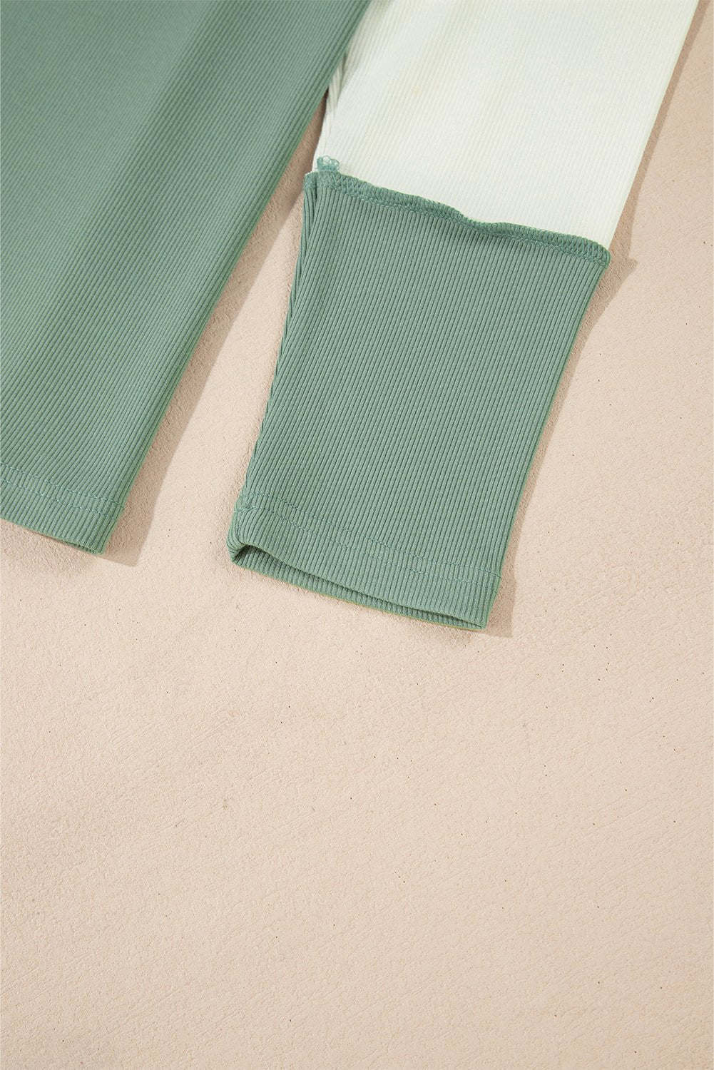 Faye Colorblock Patchwork Raglan Long Sleeve Top - Hello Beautiful BoutiqueLong Sleeve TopsThreaded Pear