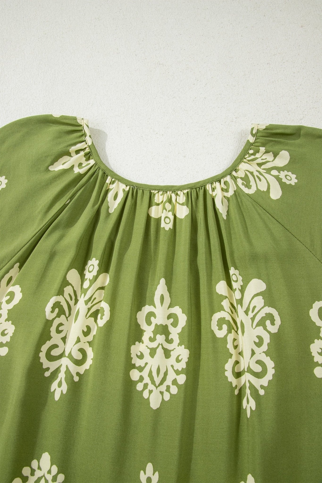 Gabriella Floral Short Sleeve PLUS Top - Hello Beautiful BoutiquePlus Size Blouses & ShirtsThreaded Pear