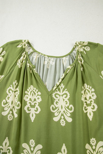 Gabriella Floral Short Sleeve PLUS Top - Hello Beautiful BoutiquePlus Size Blouses & ShirtsThreaded Pear