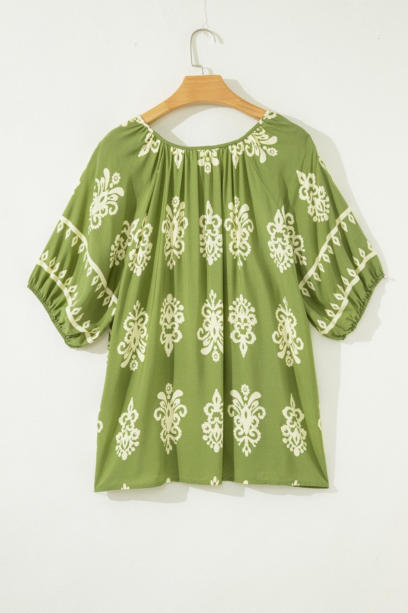 Gabriella Floral Short Sleeve PLUS Top - Hello Beautiful BoutiquePlus Size Blouses & ShirtsThreaded Pear