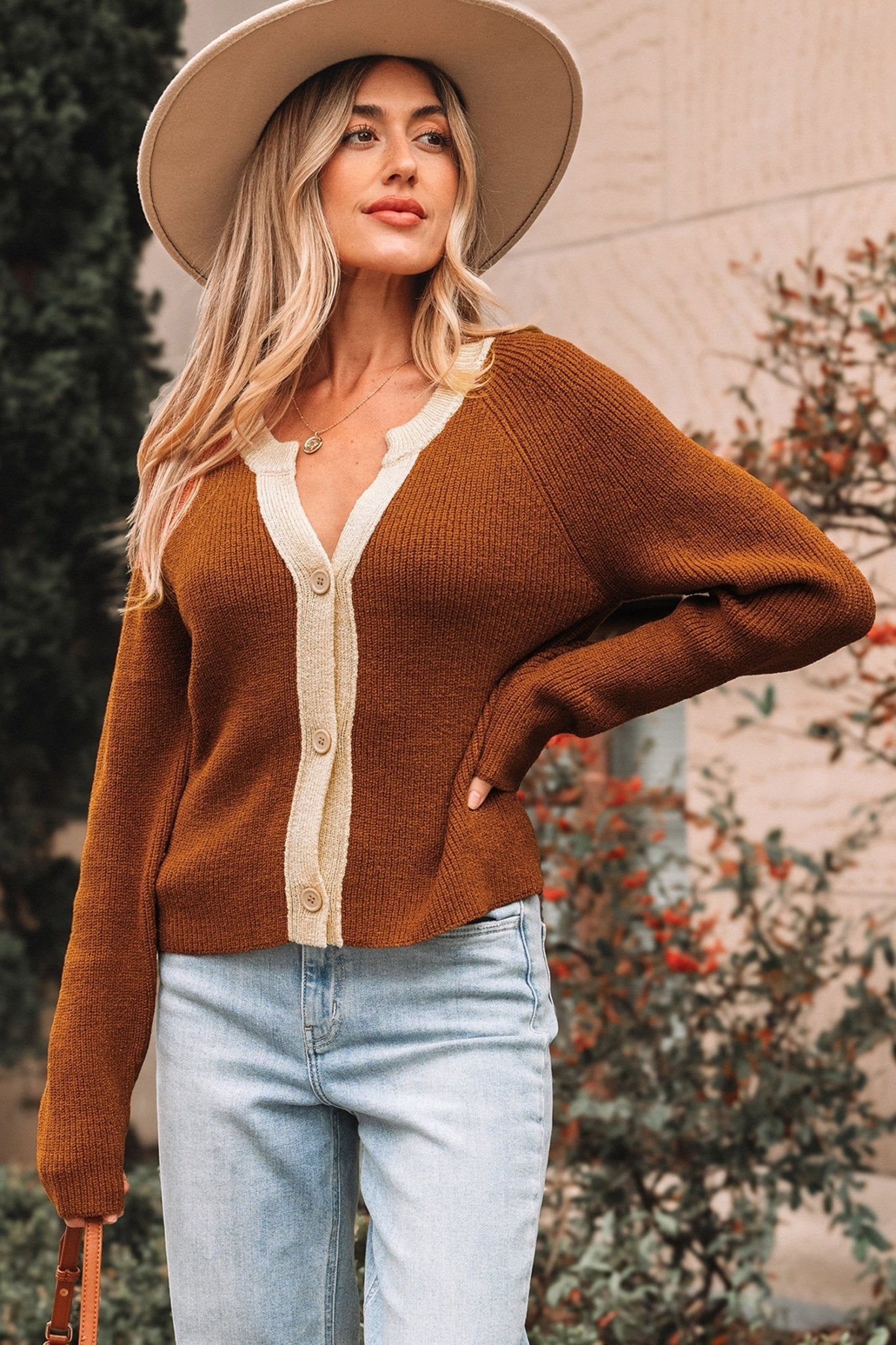 Gabriella Knit Neckline Short Cardigan - Hello Beautiful BoutiqueCardigansThreaded Pear