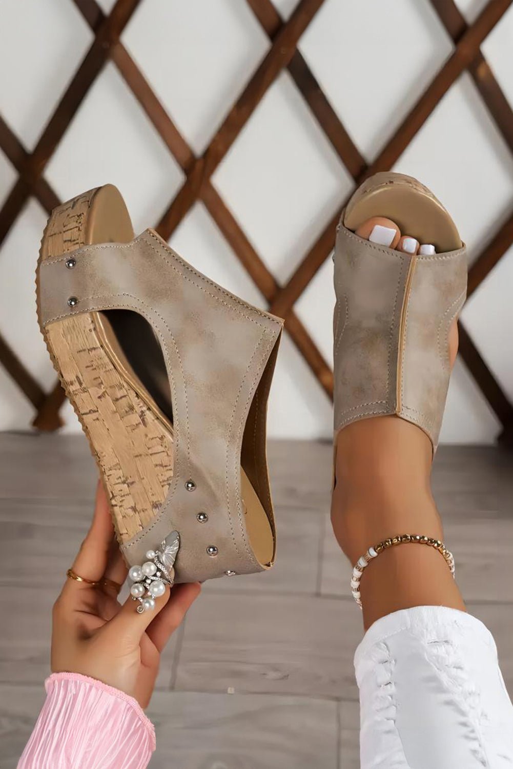 Gianna Pu Leather Wedge Slippers - Hello Beautiful BoutiqueSlippersThreaded Pear