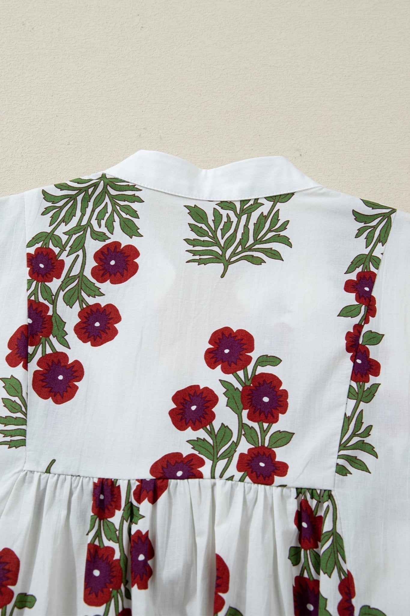 Halo Sleeve Loose Floral Dress - Hello Beautiful BoutiqueFloral DressesThreaded Pear